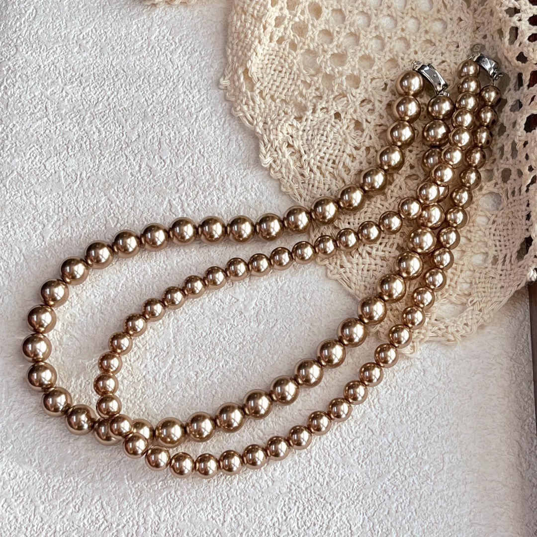 Vintage Fashion Looks - Fashion Style Bronze Color Faux Pearl