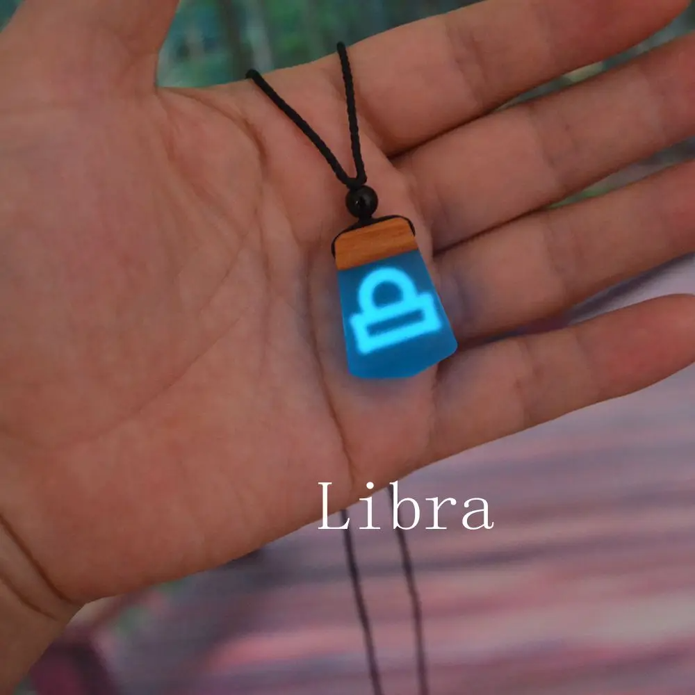 12 zodiac good luck jewelry pe - مراجعة Vintage Fashion Guild وسعره