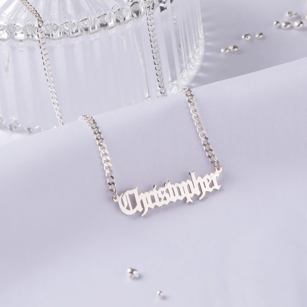 Personalized Old English Stain - مراجعة Vintage Fashion Guild وسعره