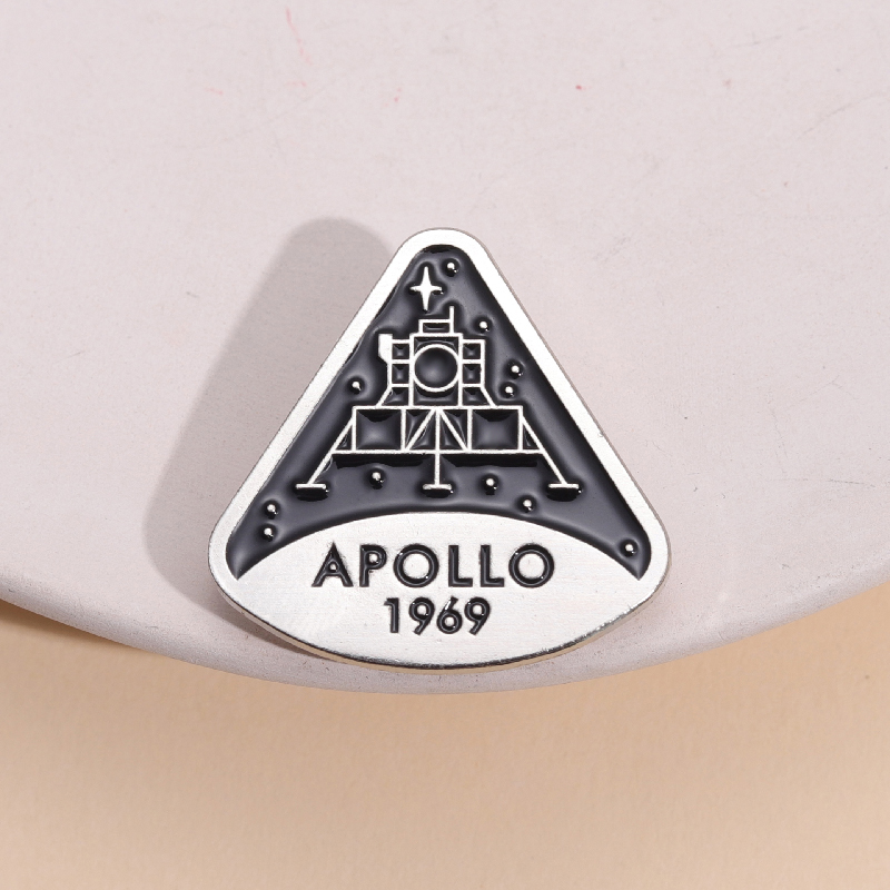 Space Program Astronauts Ename - مراجعة Vintage Fashion Research وسعره