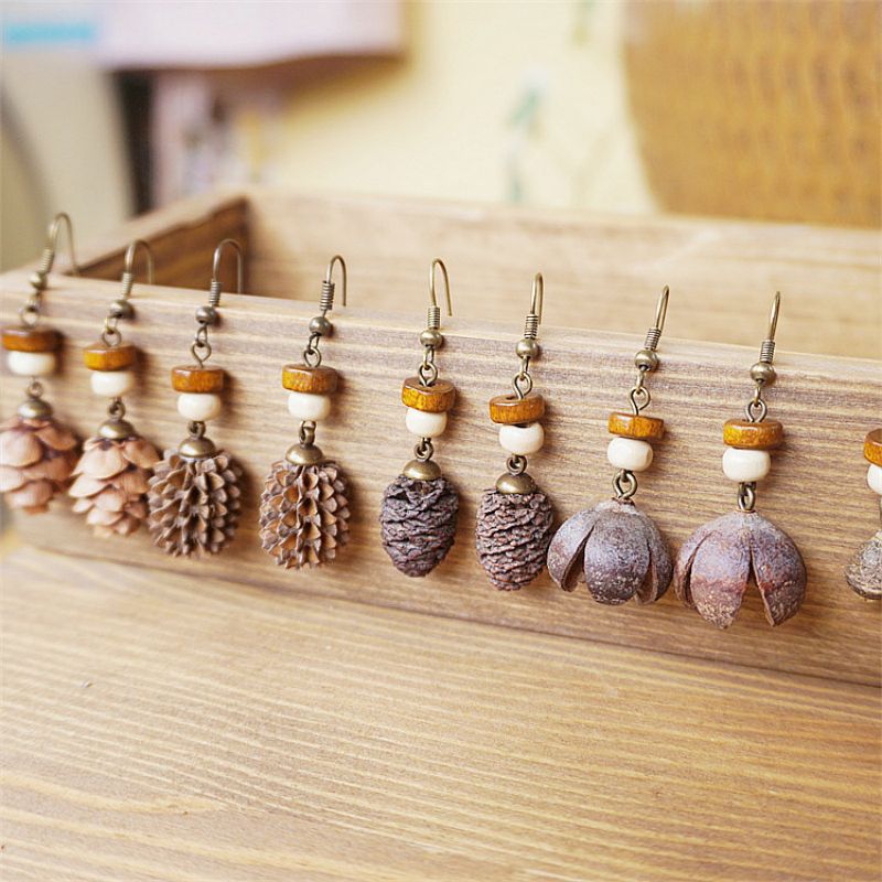 Vintage Wooden Plant Earring U - مراجعة Vintage Fashion Guild وسعره