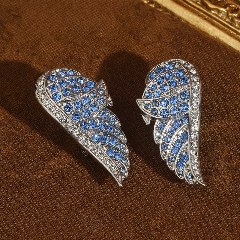 Vintage Angel Wing Blue Earrin - مراجعة Vintage Fashion Trends 2026 وسعره