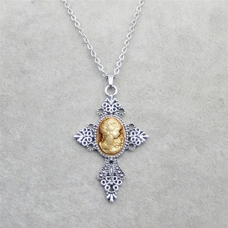 Vintage Look Cross Pendant Lad - مراجعة Vintage Fashion Looks وسعره