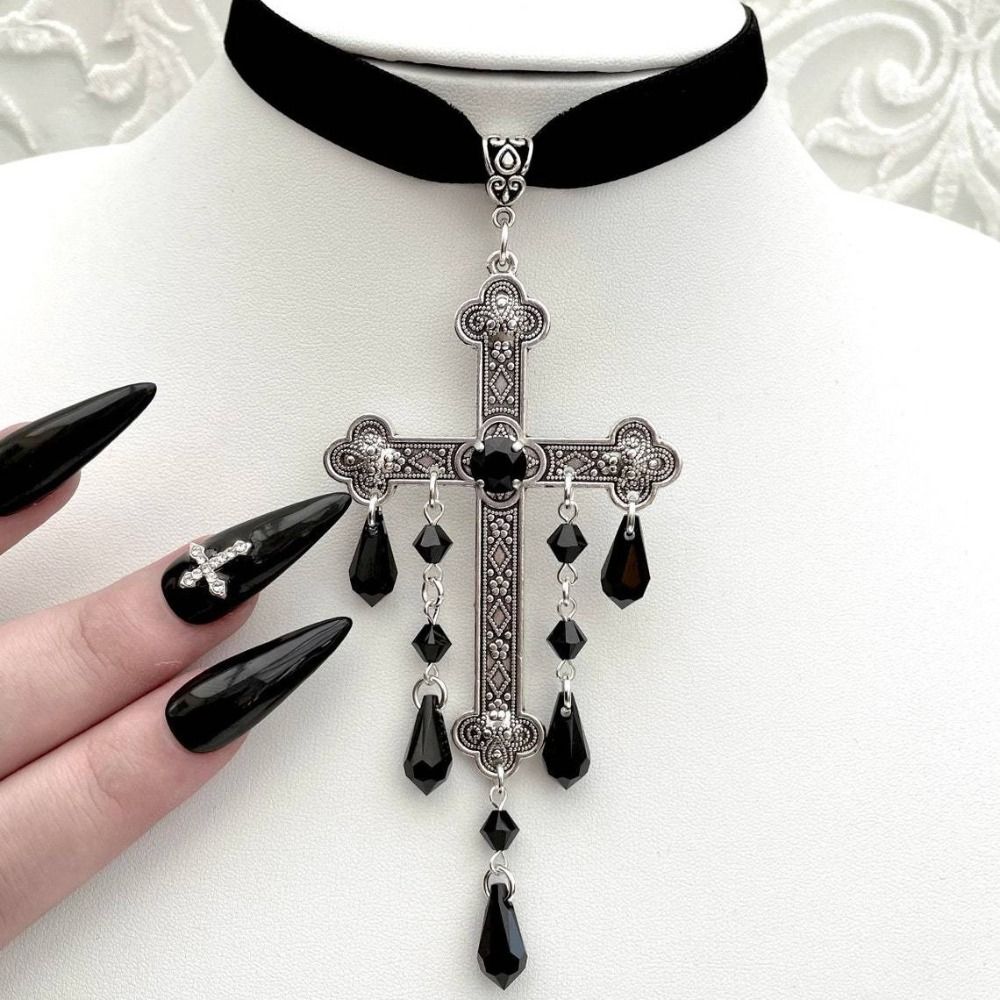 Retro Style Large Cross Pendan - مراجعة Vintage Fashion Looks وسعره