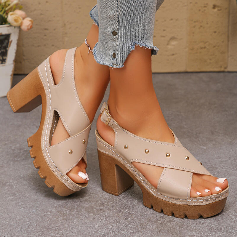 Vintage Super High Heel Cross  - مراجعة Vintage Old Fashion وسعره